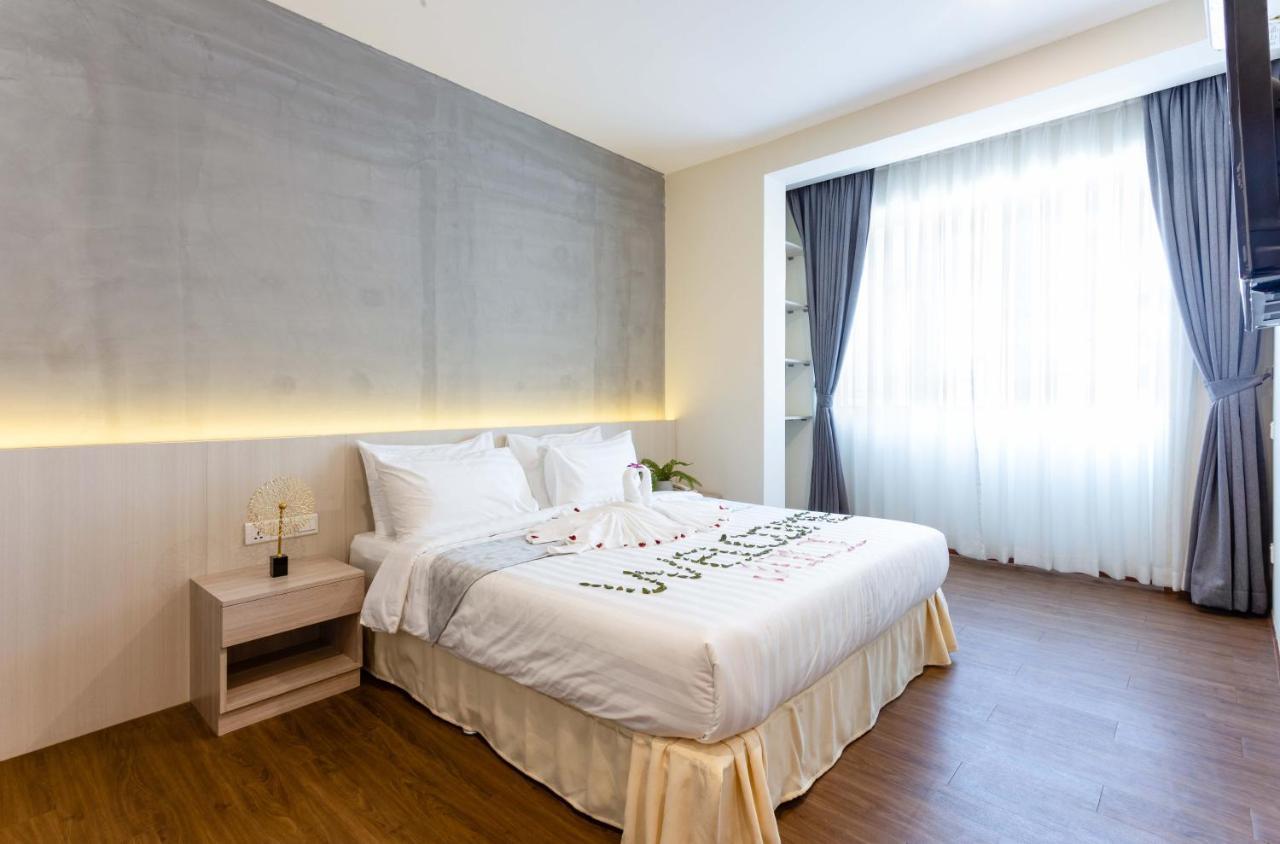 Joli Hotel Пном Пен Екстериор снимка