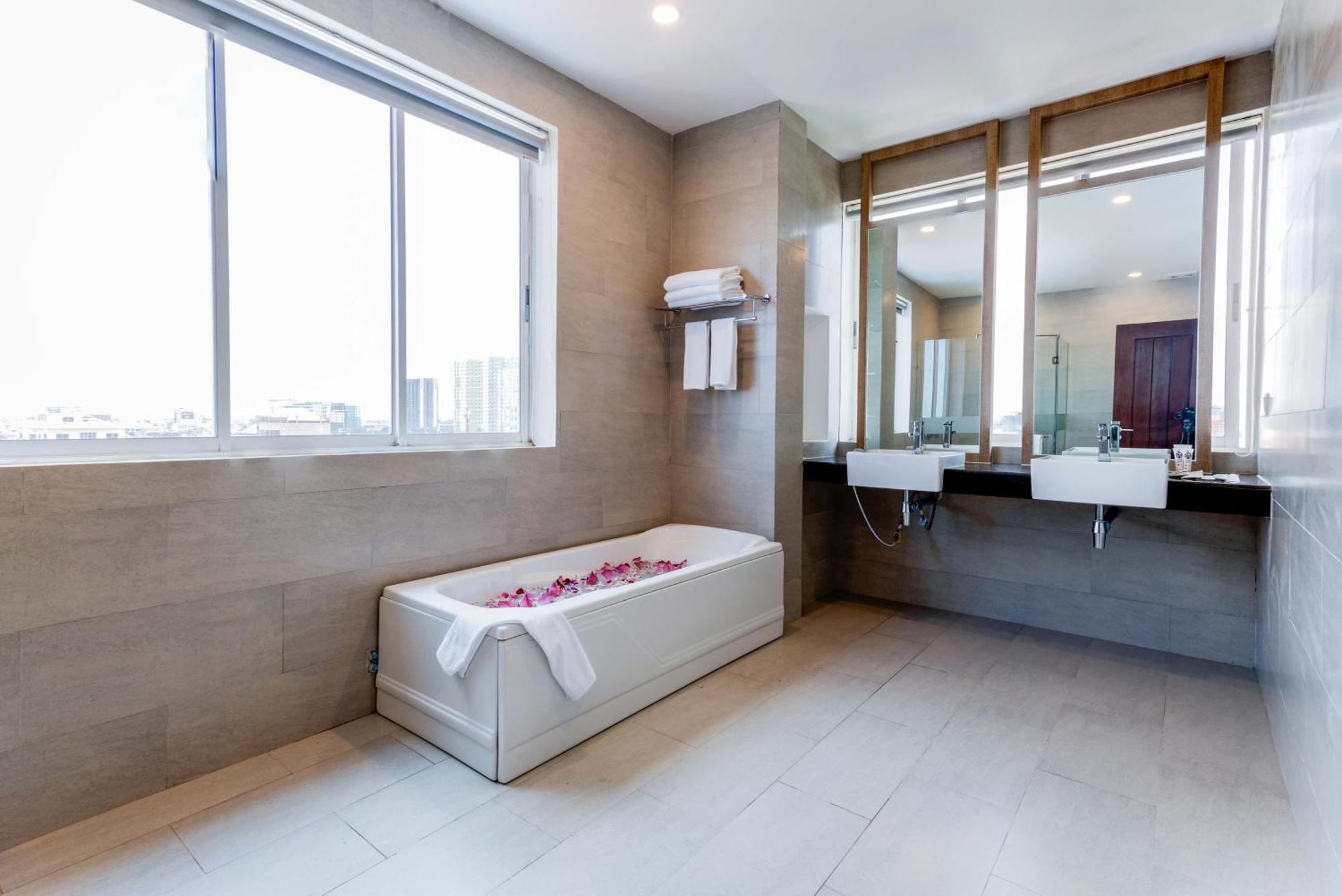 Joli Hotel Пном Пен Стая снимка