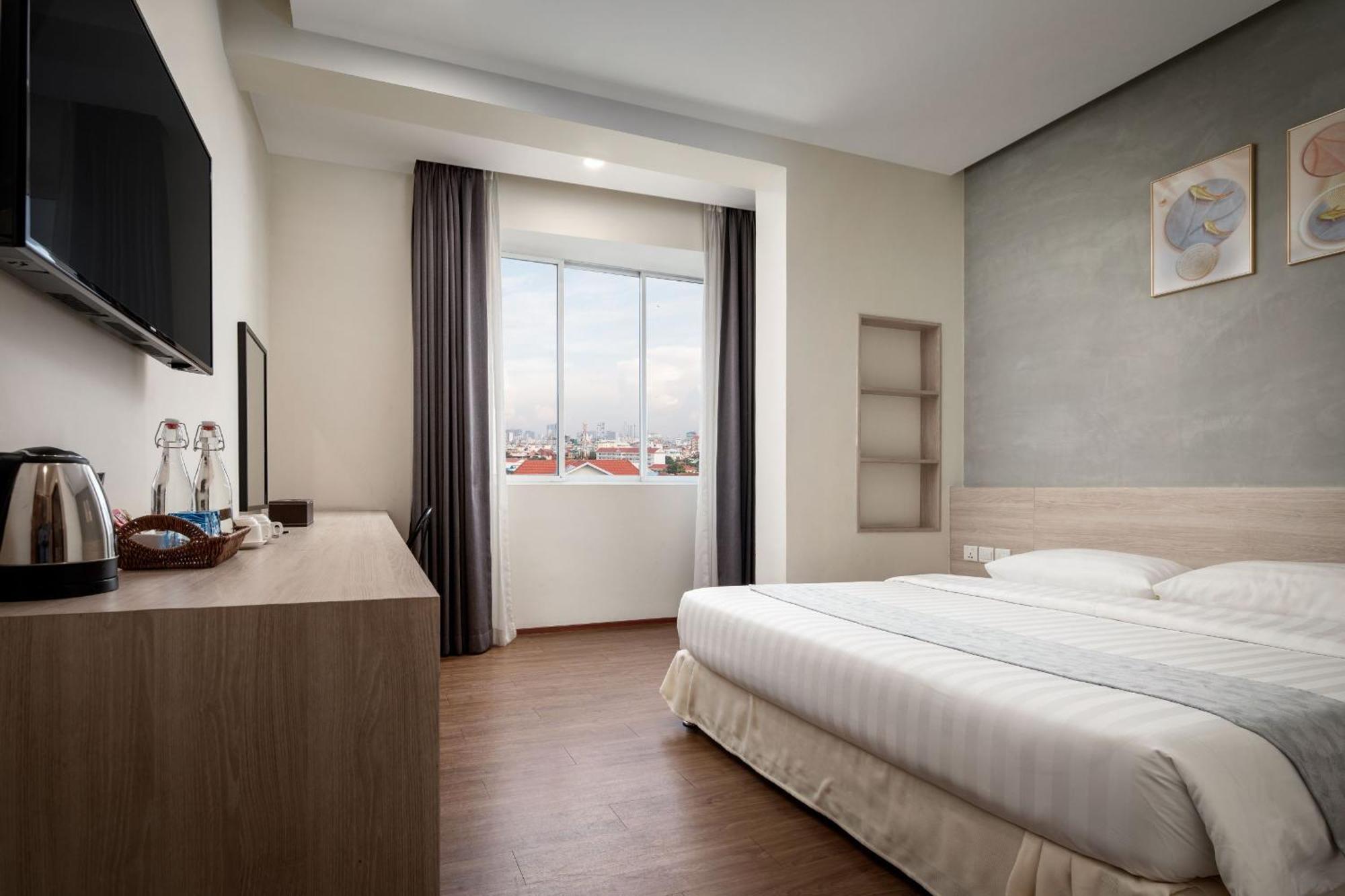 Joli Hotel Пном Пен Екстериор снимка